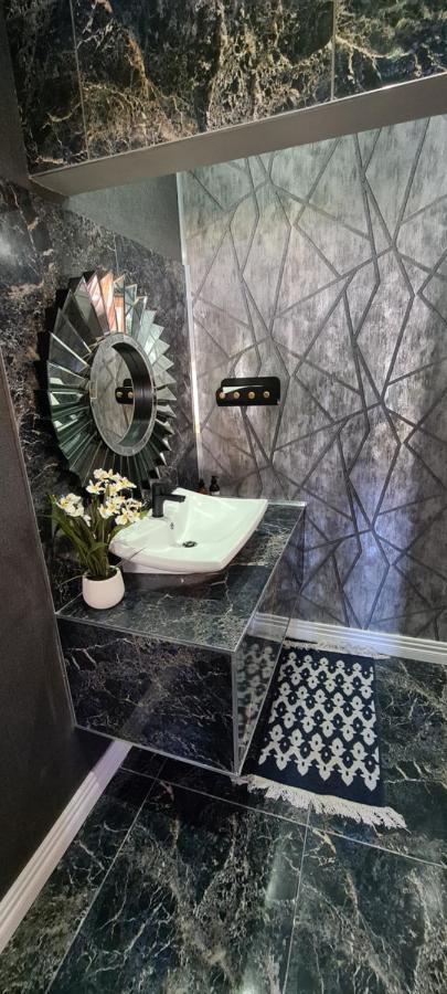 Villa Grande Luxury Accommodation Велком Екстер'єр фото